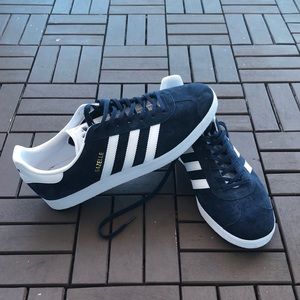 adidas Original Men’s Gazelle Navy/White Size 11.5